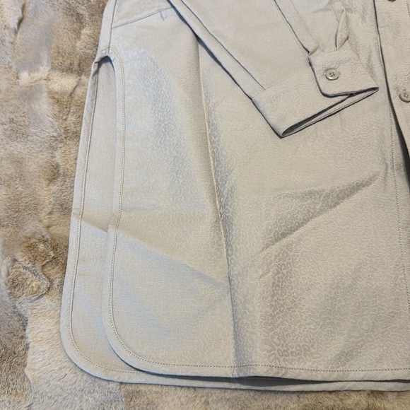 LAB Jacquard Relaxed-Fit Shirt - Picture 9 of 12